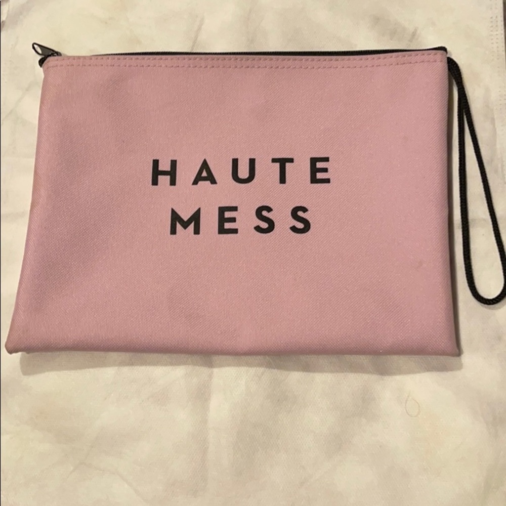 Travel pouch